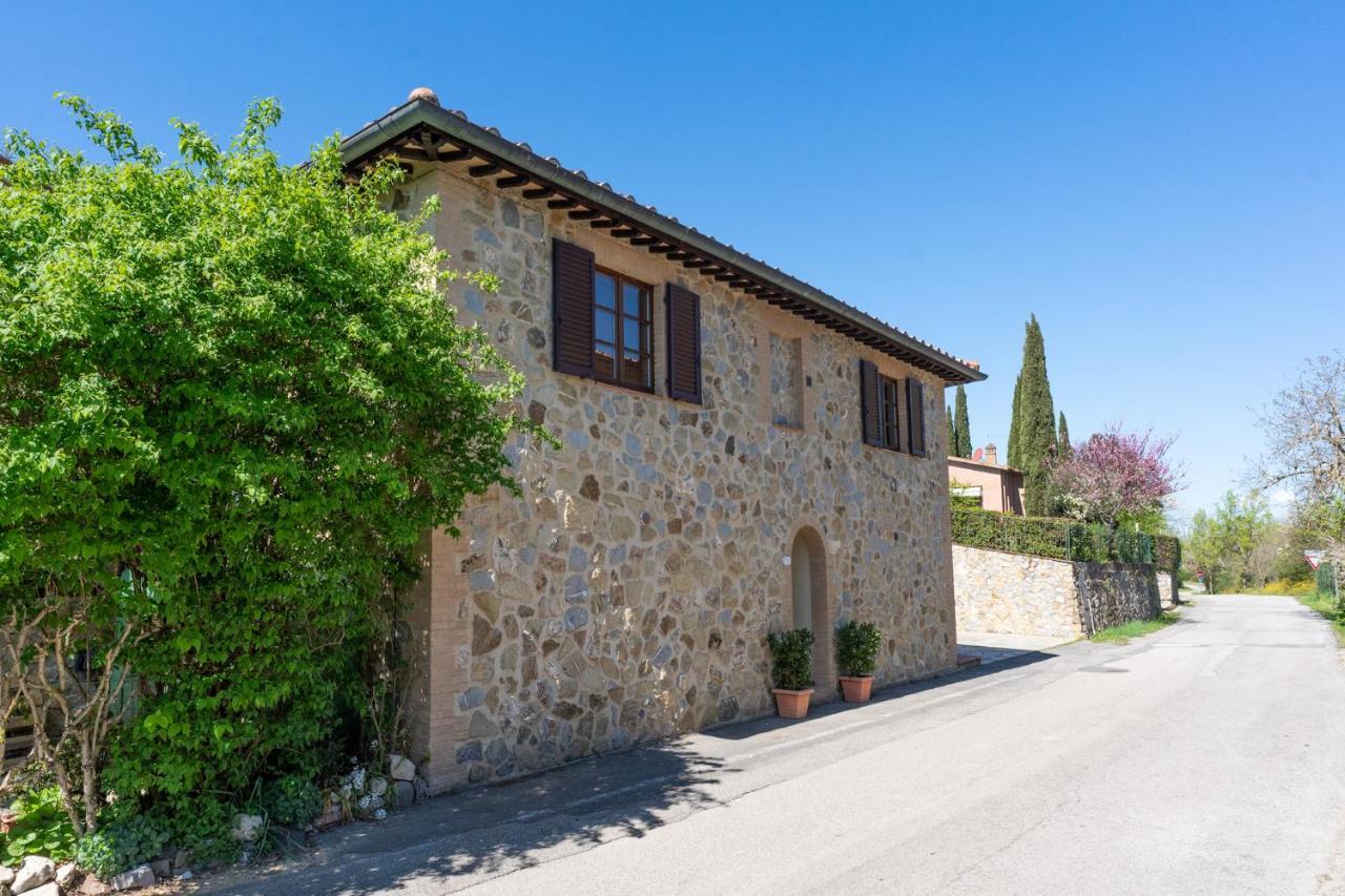 Appartamenti Le Ginestre Lupompesi Exterior photo